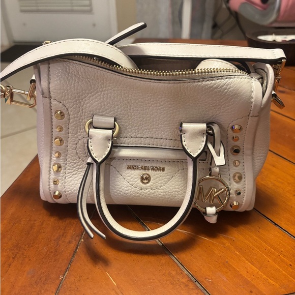 Michael Kors White Pebbled Leather Satchel with Gold Hardware - Picture 2 of 4